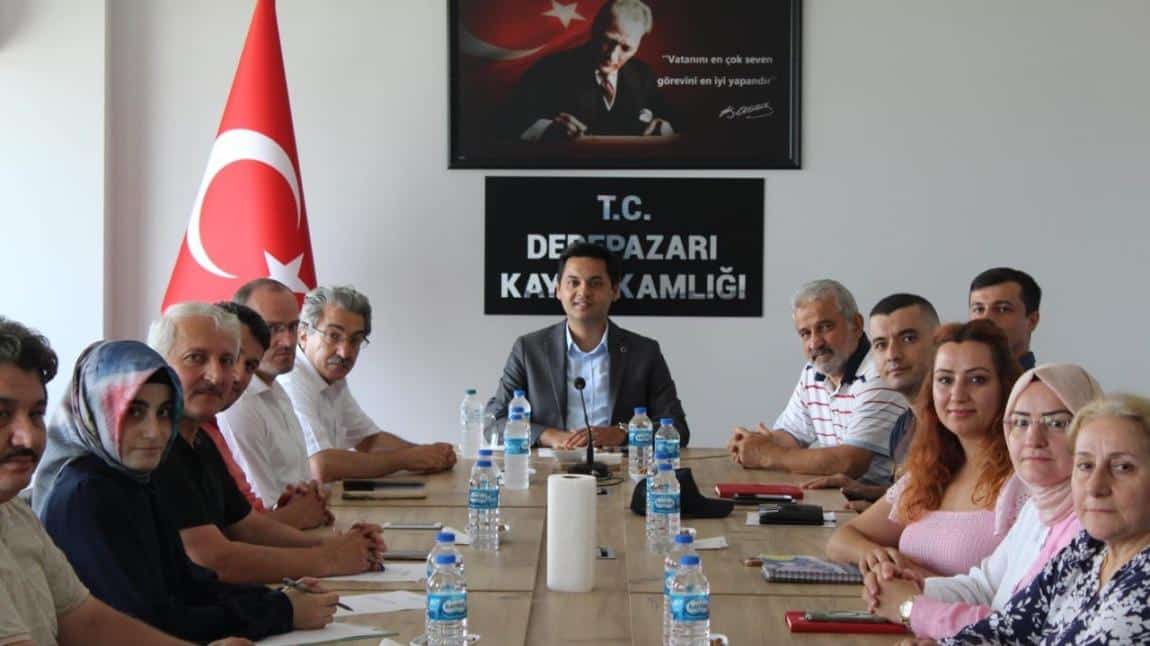 İLÇE HAYAT BOYU ÖĞRENME KOMİSYON TOPLANTISI